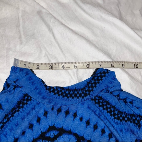 Blue and Black Tart Brand, tye dye pattern long sleeve - Picture 8 of 10